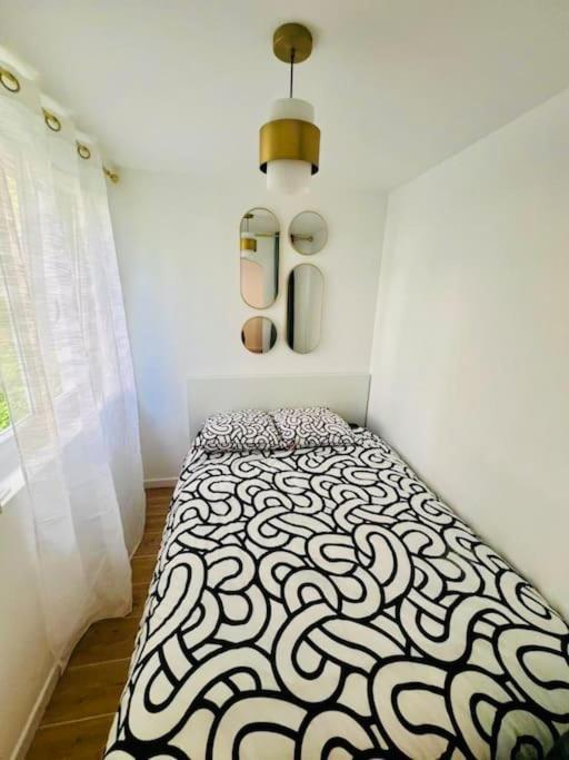 Joli Appartement Renove Incluant Parking A 10 Min De Paris Nanterre Ngoại thất bức ảnh